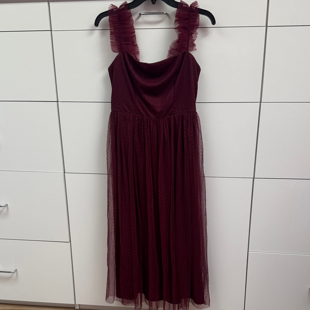 Lulu's Burgundy Tulle Midi Dress